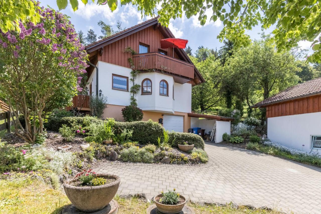 Ferienwohnung Haus Am Wald Messstetten Экстерьер фото